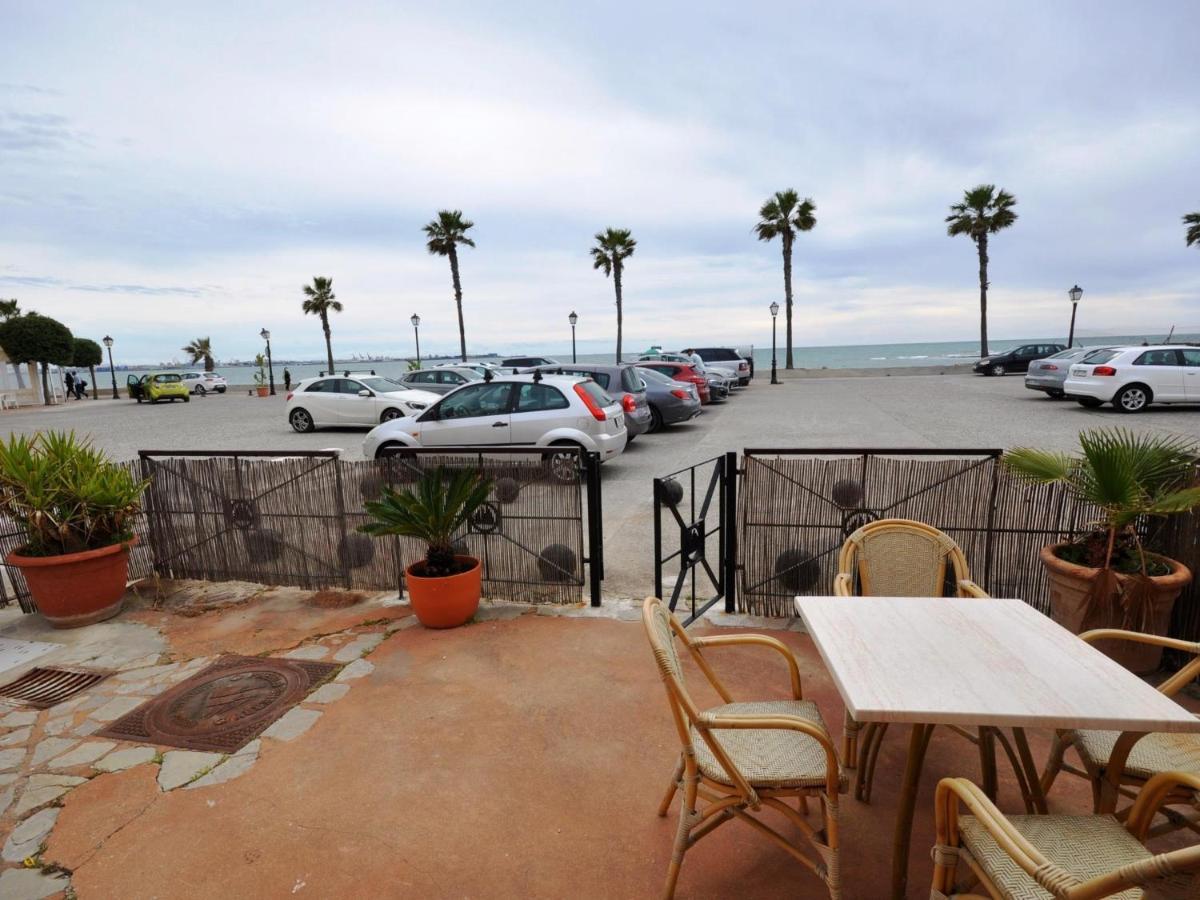 Apartamento Con Terraza Frente Al Mar Apartment Ел Пуерто де Санта Мария Екстериор снимка