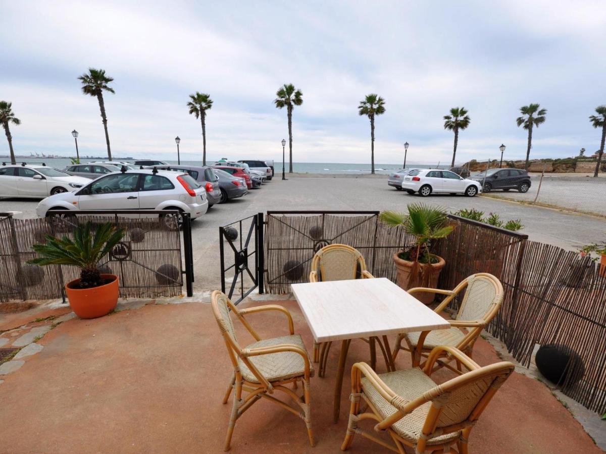 Apartamento Con Terraza Frente Al Mar Apartment Ел Пуерто де Санта Мария Екстериор снимка